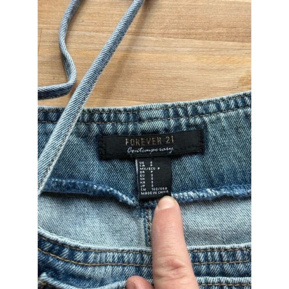 FOREVER 21 Women's Medium Wash Strappy Denim fitted overalls Jumpsuit Size S - Picture 7 of 13